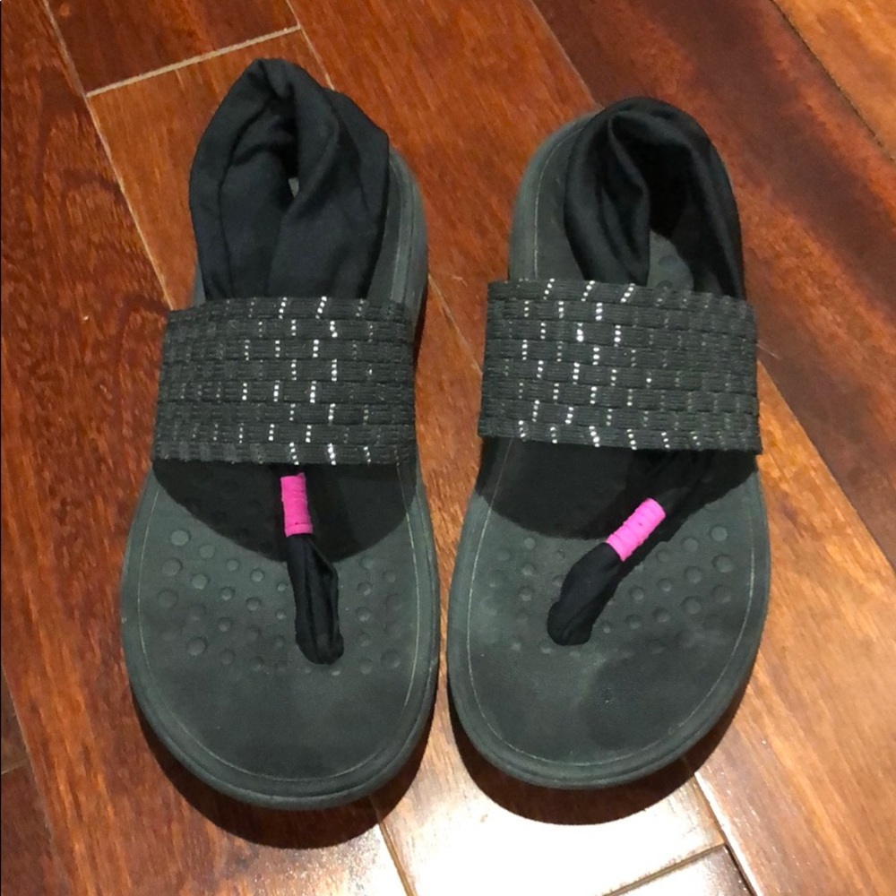 Vionic sandals